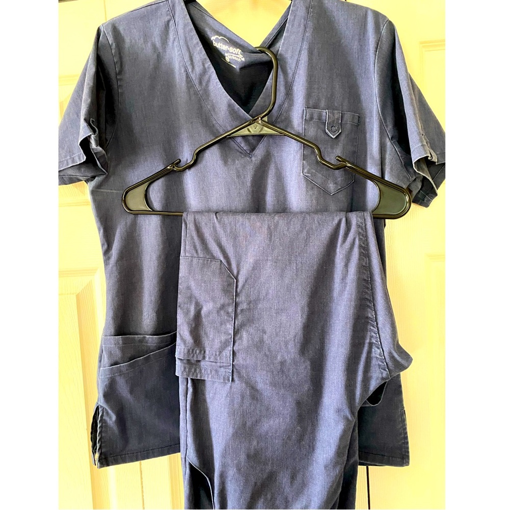 Scrubs